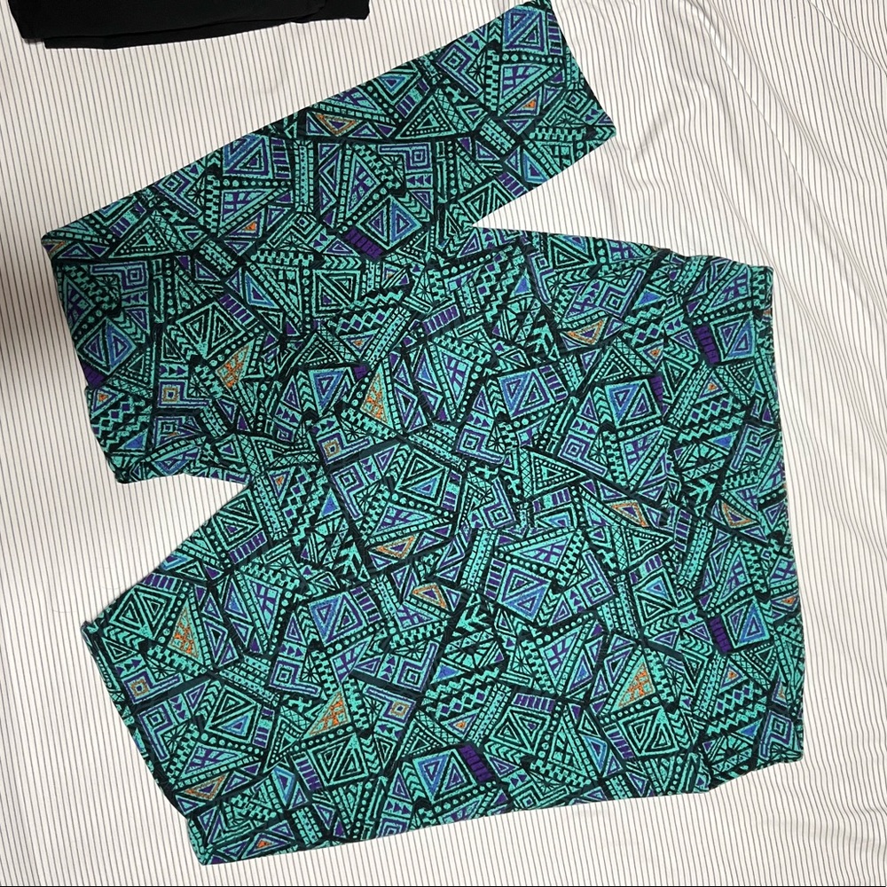 Lularoe tall and curly leggings